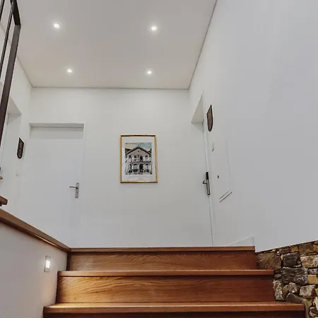 Primeiro Quartel - 5 *